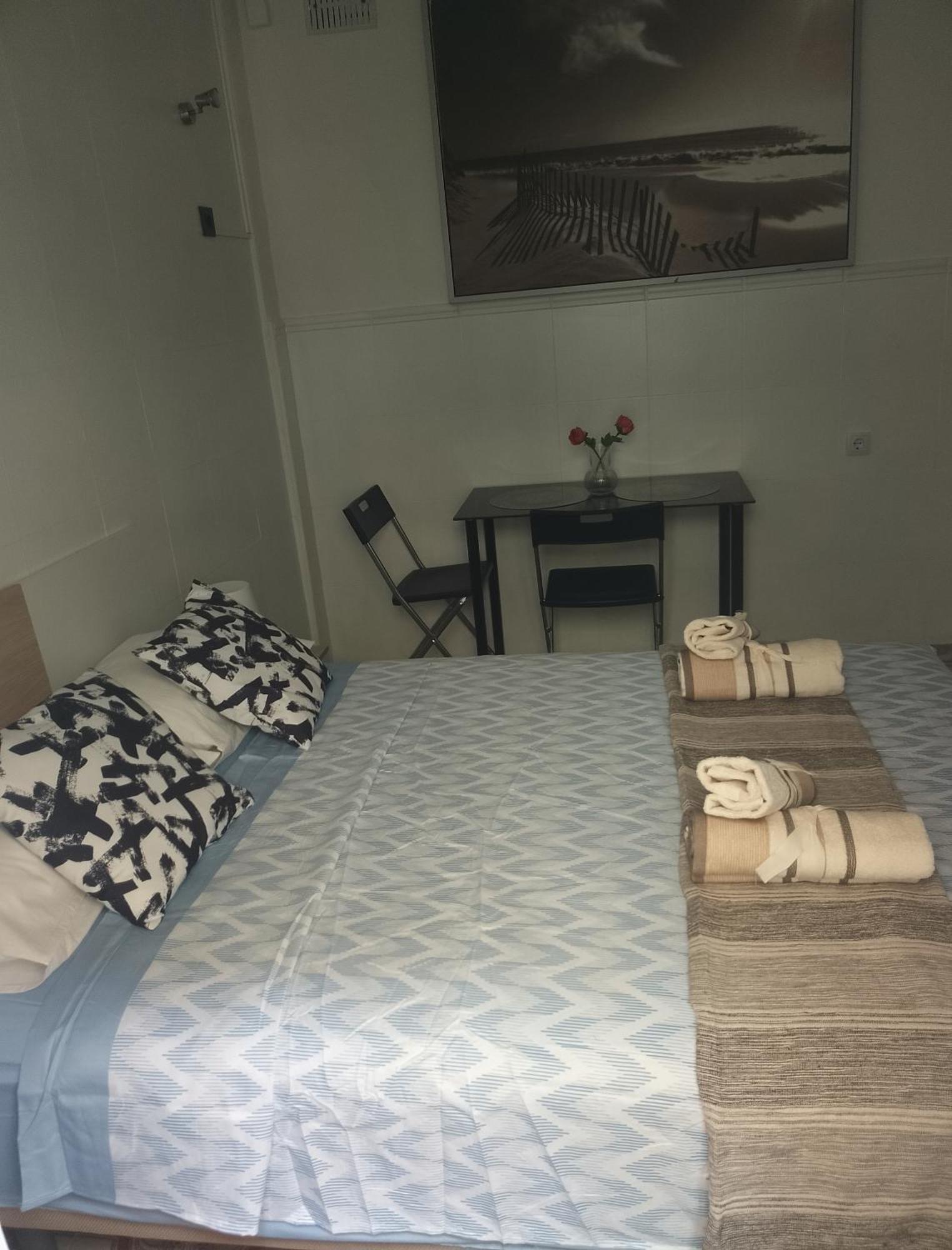 Malaga Center Rooms Luaran gambar