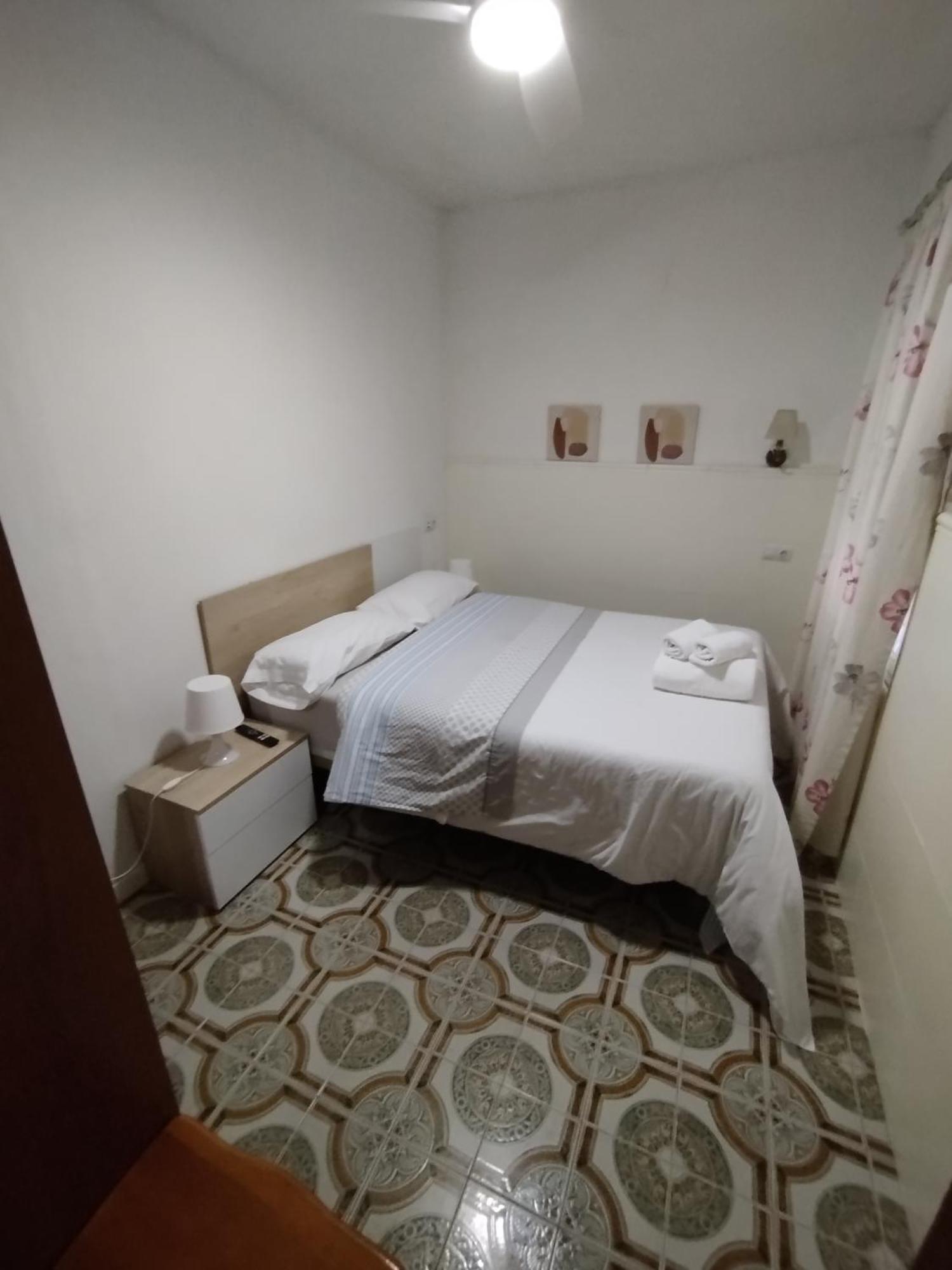 Malaga Center Rooms Luaran gambar
